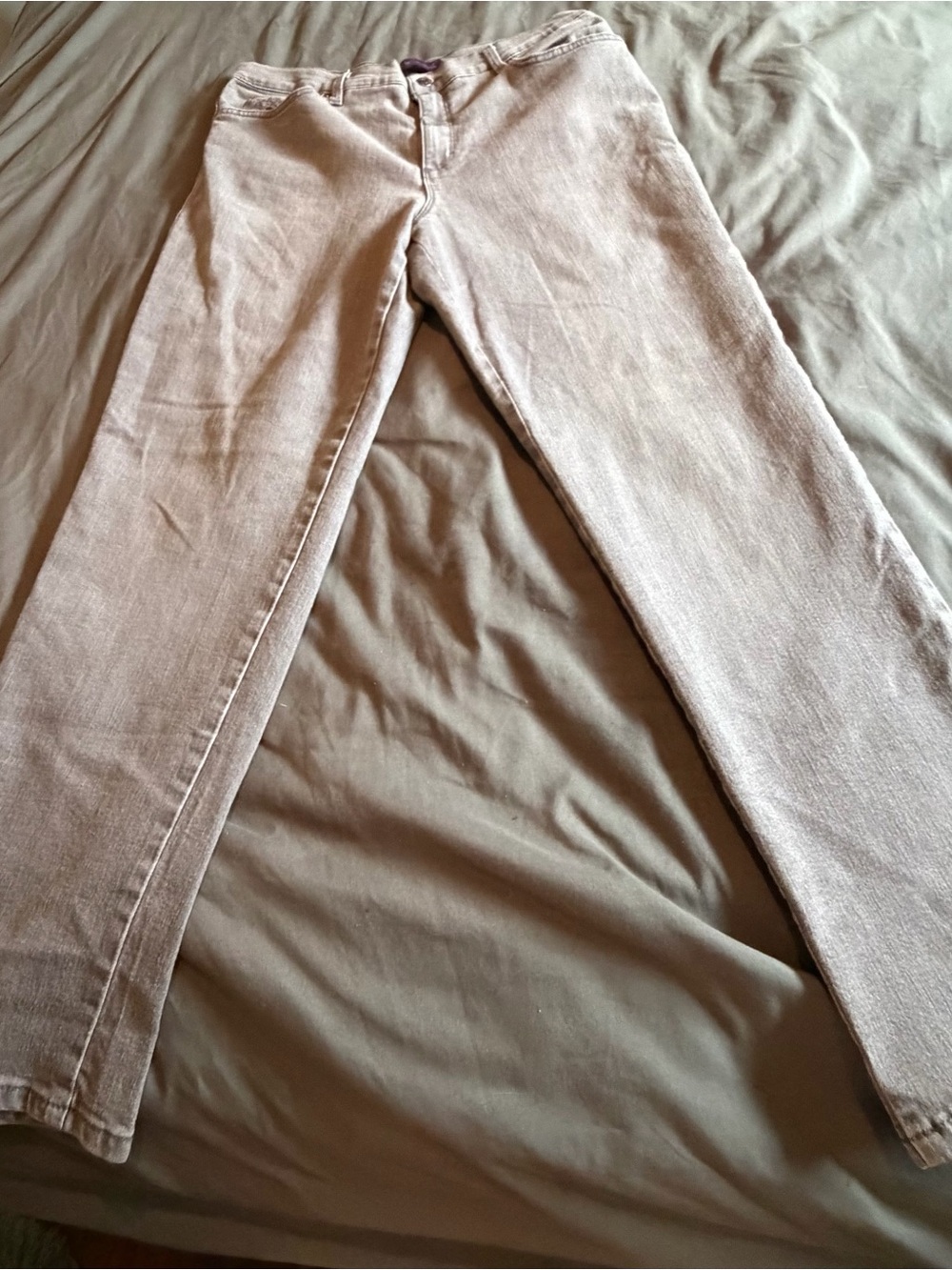 Gloria Vanderbilt Women’s Amanda Jeans — Gray - Picture 6 of 6